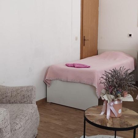 Apartmani Luna Baška Voda Екстериор снимка