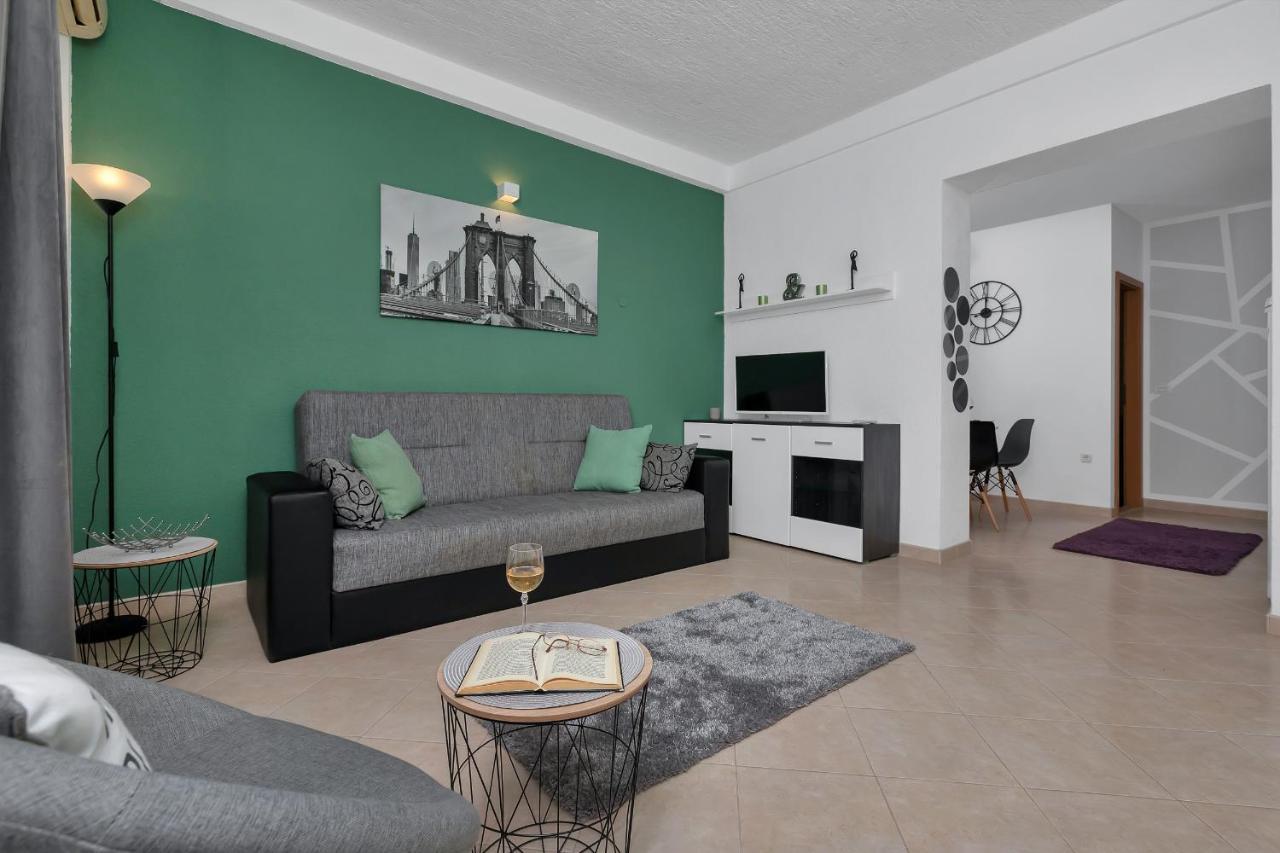 Apartmani Luna Baška Voda Екстериор снимка