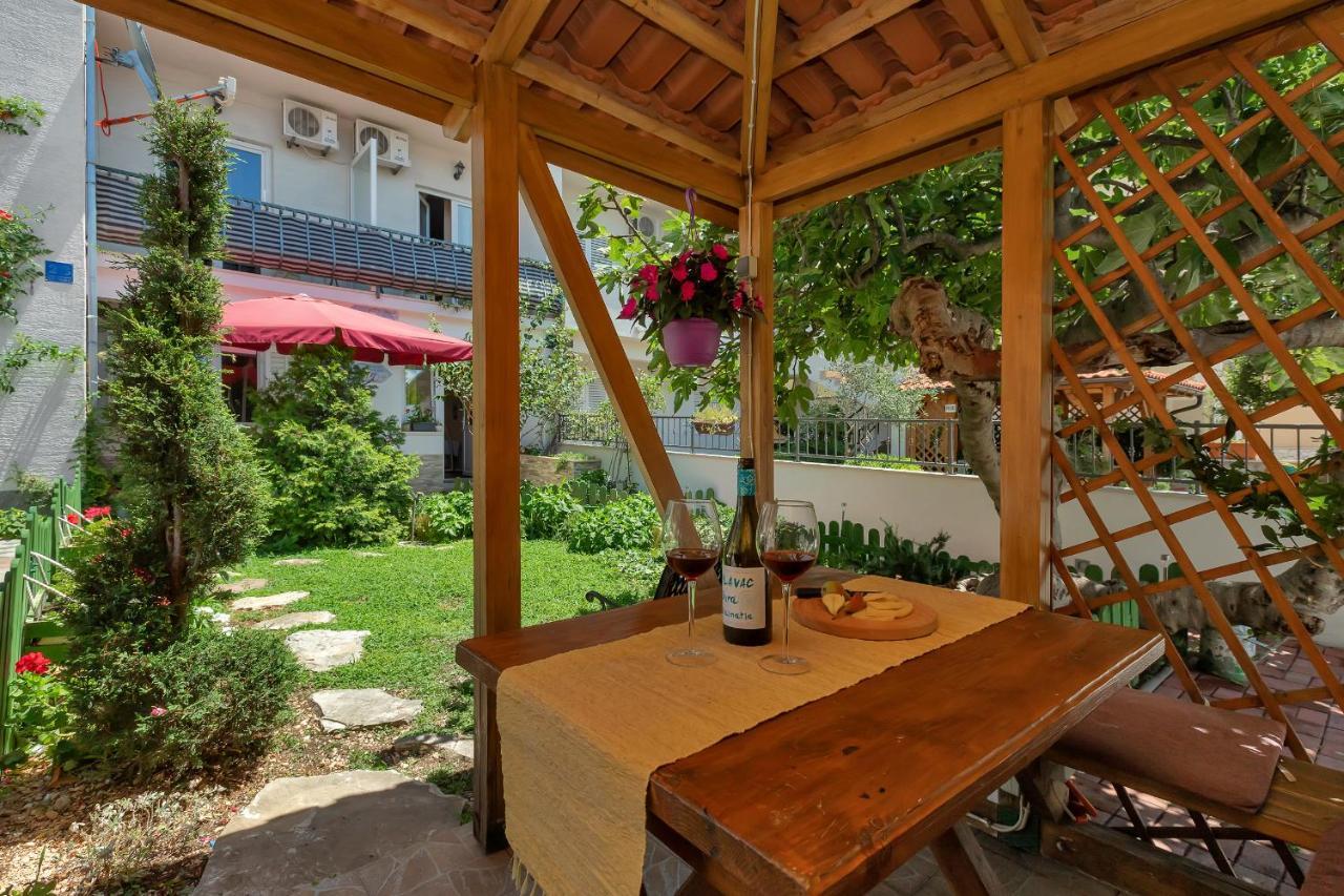Apartmani Luna Baška Voda Екстериор снимка