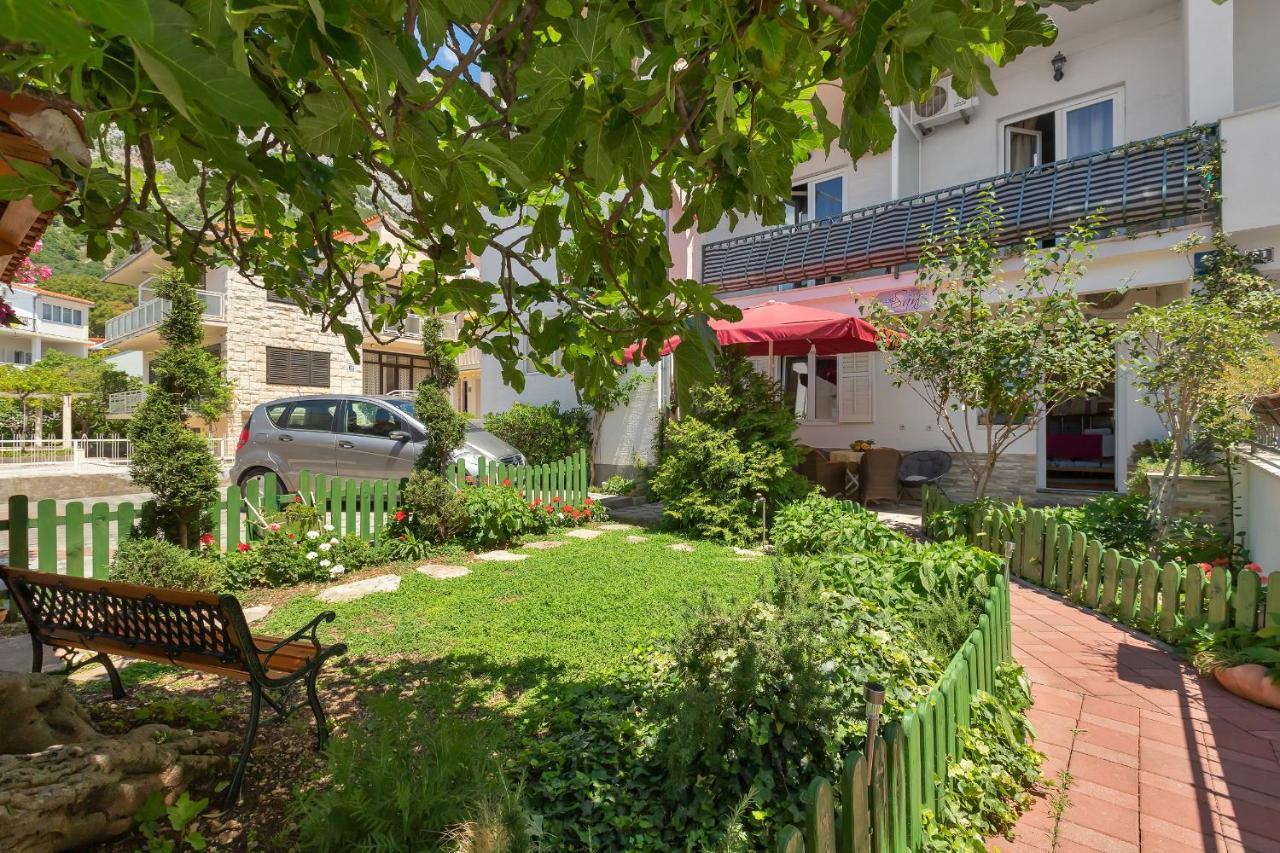 Apartmani Luna Baška Voda Екстериор снимка