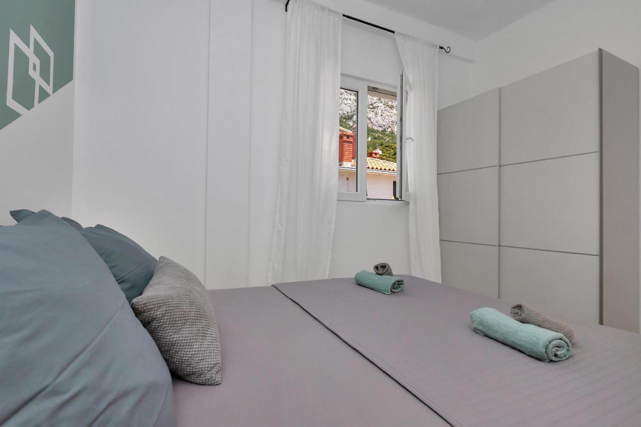 Apartmani Luna Baška Voda Екстериор снимка