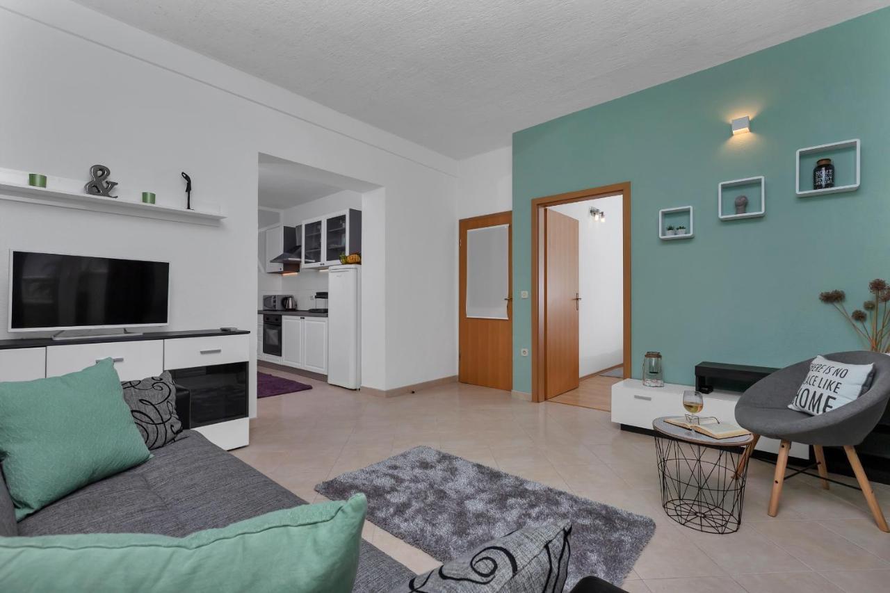 Apartmani Luna Baška Voda Екстериор снимка