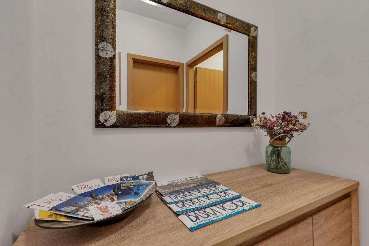 Apartmani Luna Baška Voda Екстериор снимка