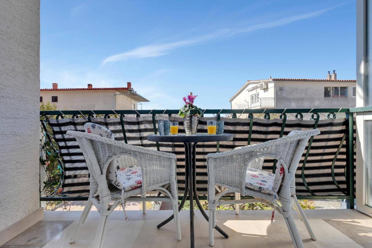 Apartmani Luna Baška Voda Екстериор снимка