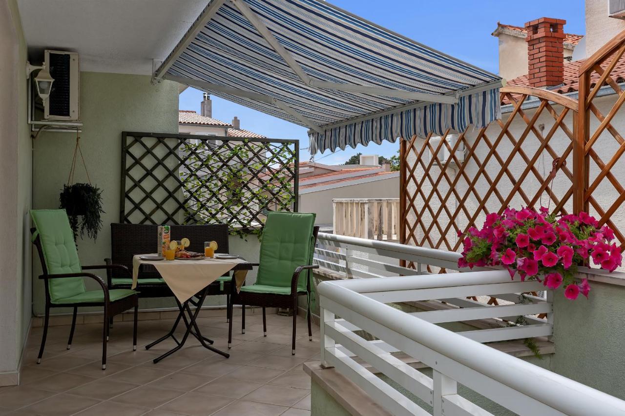 Apartmani Luna Baška Voda Екстериор снимка