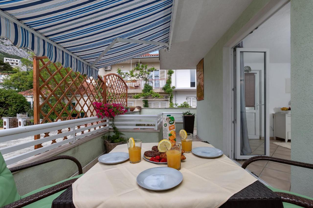 Apartmani Luna Baška Voda Екстериор снимка
