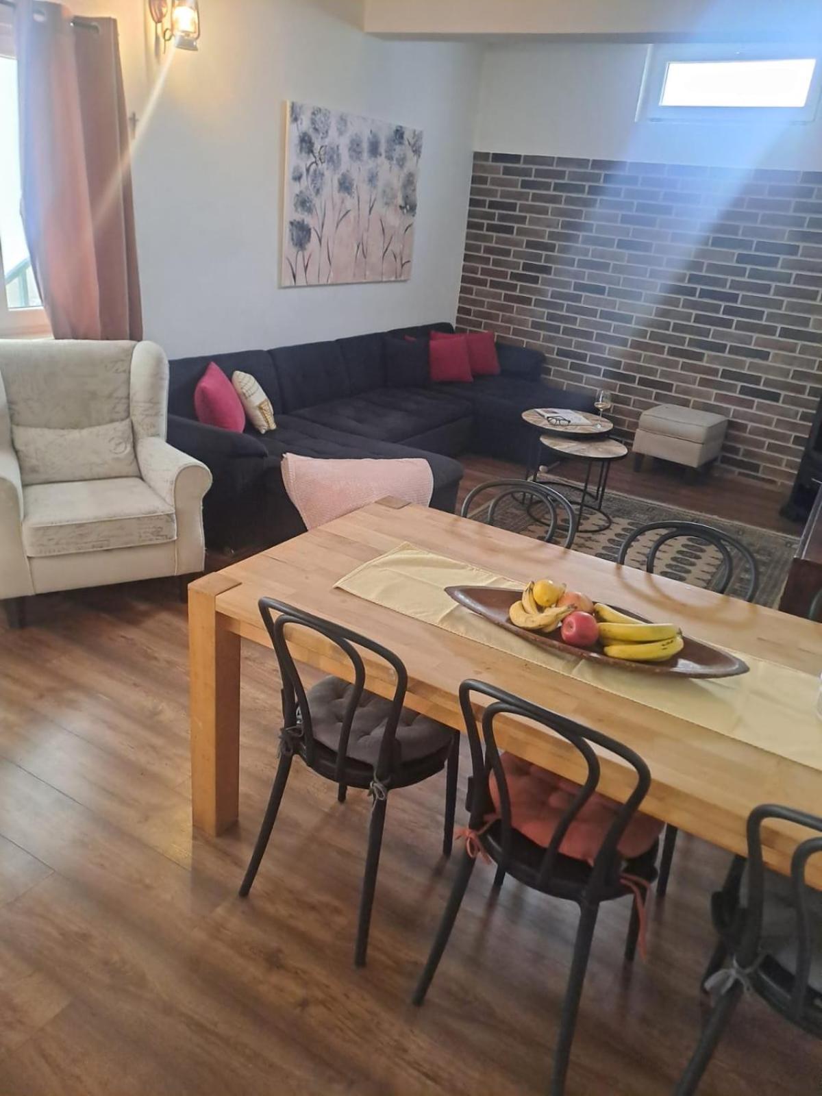 Apartmani Luna Baška Voda Екстериор снимка